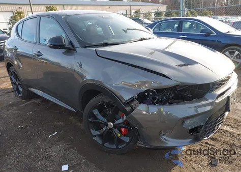 2024 Dodge Hornet R/T Plus Eawd z USA, uszkodzony, nr VIN ZACPDFDW4R3A27723